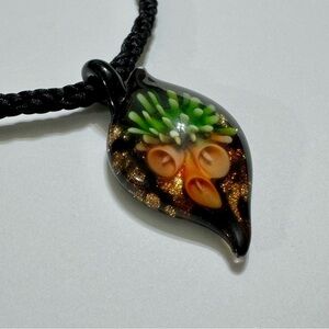 HANDMADE BRAIDED NECKLACE WITH GLASS PENDANT